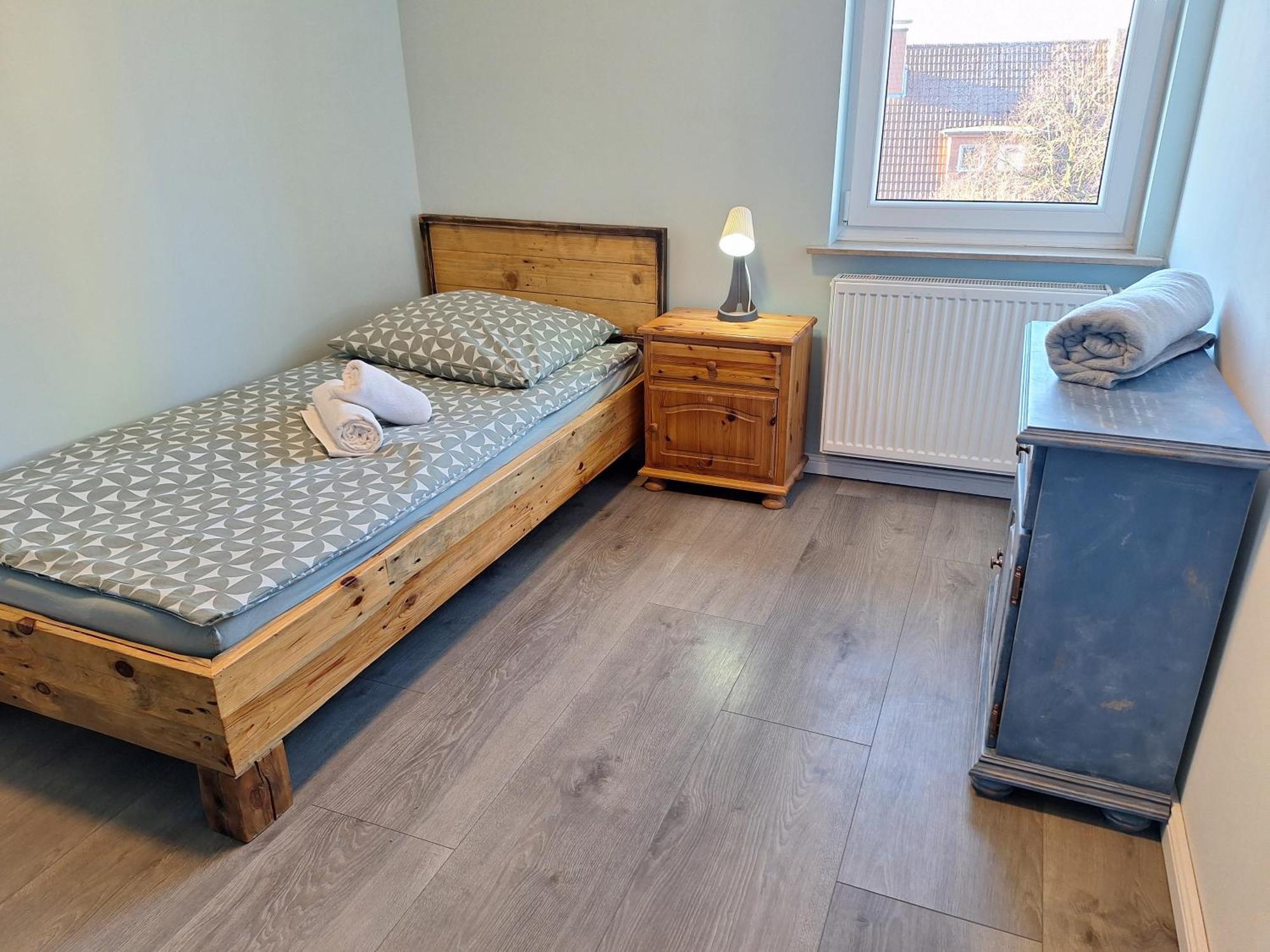Gross, 8 Personen, 5 Zimmer, 2 Baeder *