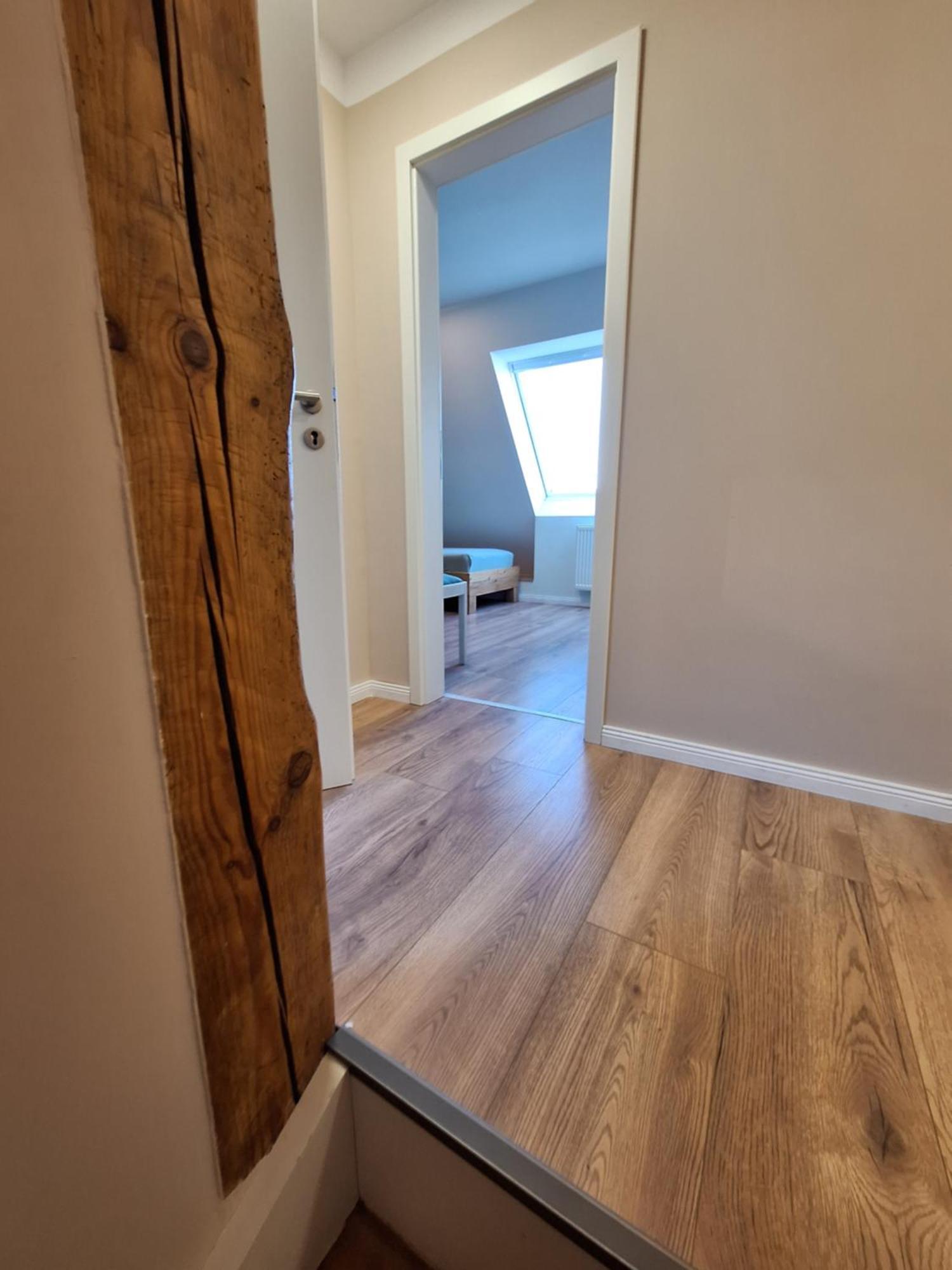 Gross, 8 Personen, 5 Zimmer, 2 Baeder Apartment *